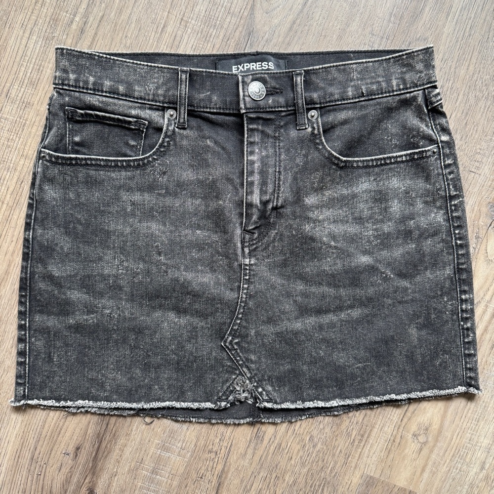 Express Black Denim Mid Rise Straight Mini Skirt Sz 4